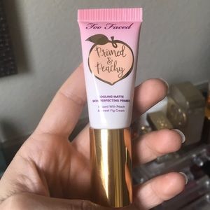 Too Faced Prime & peachy mini matte primer